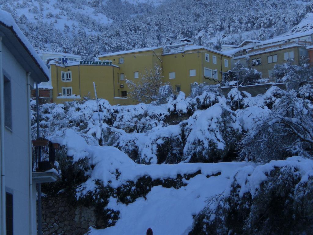 Pension Mariola Agres Buitenkant foto